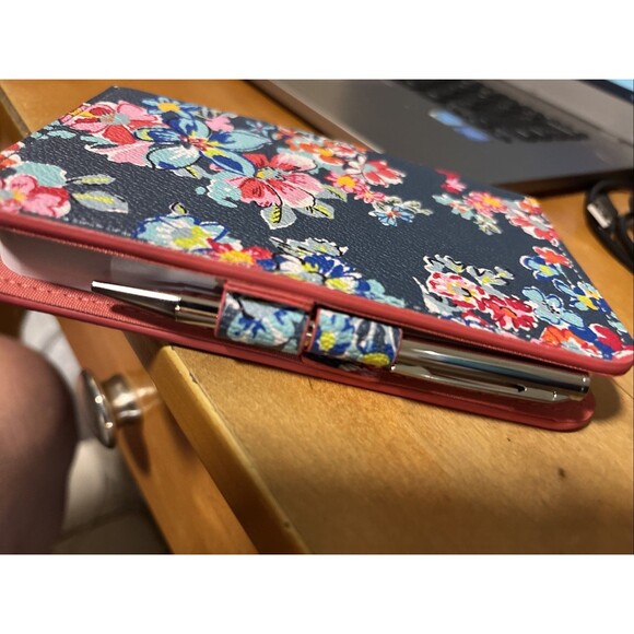 Vera Bradley Tossed Posies Journal With Pen - Picture 2 of 6